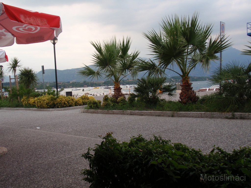 2010-07-07-19h16m33P7070705.JPG